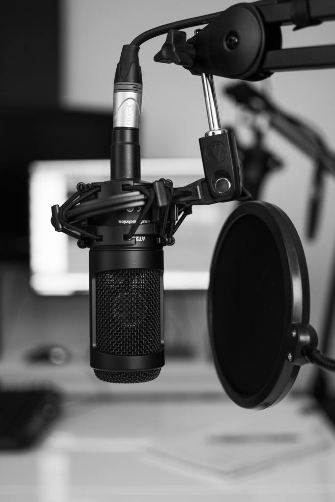 Image of a podcast microphone